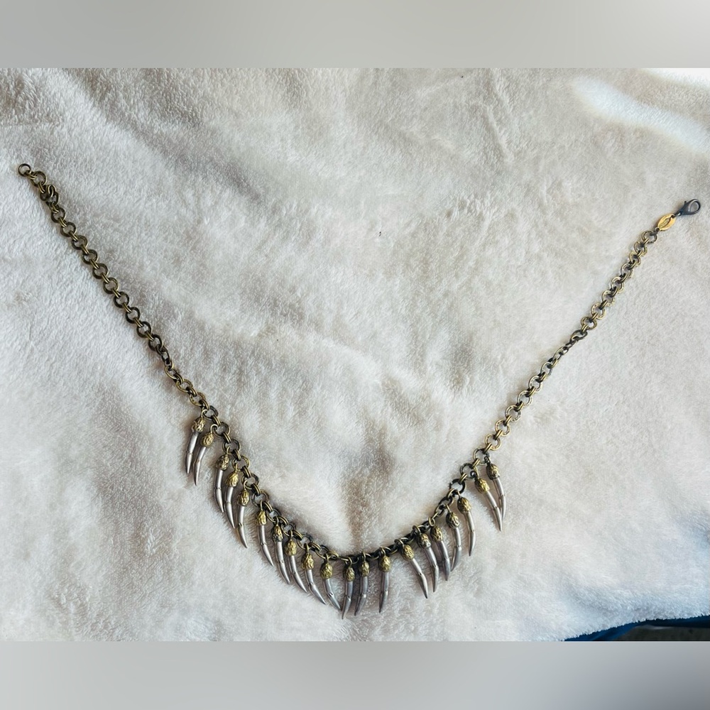Spell Wolf Rider Necklace - Picture 4 of 6